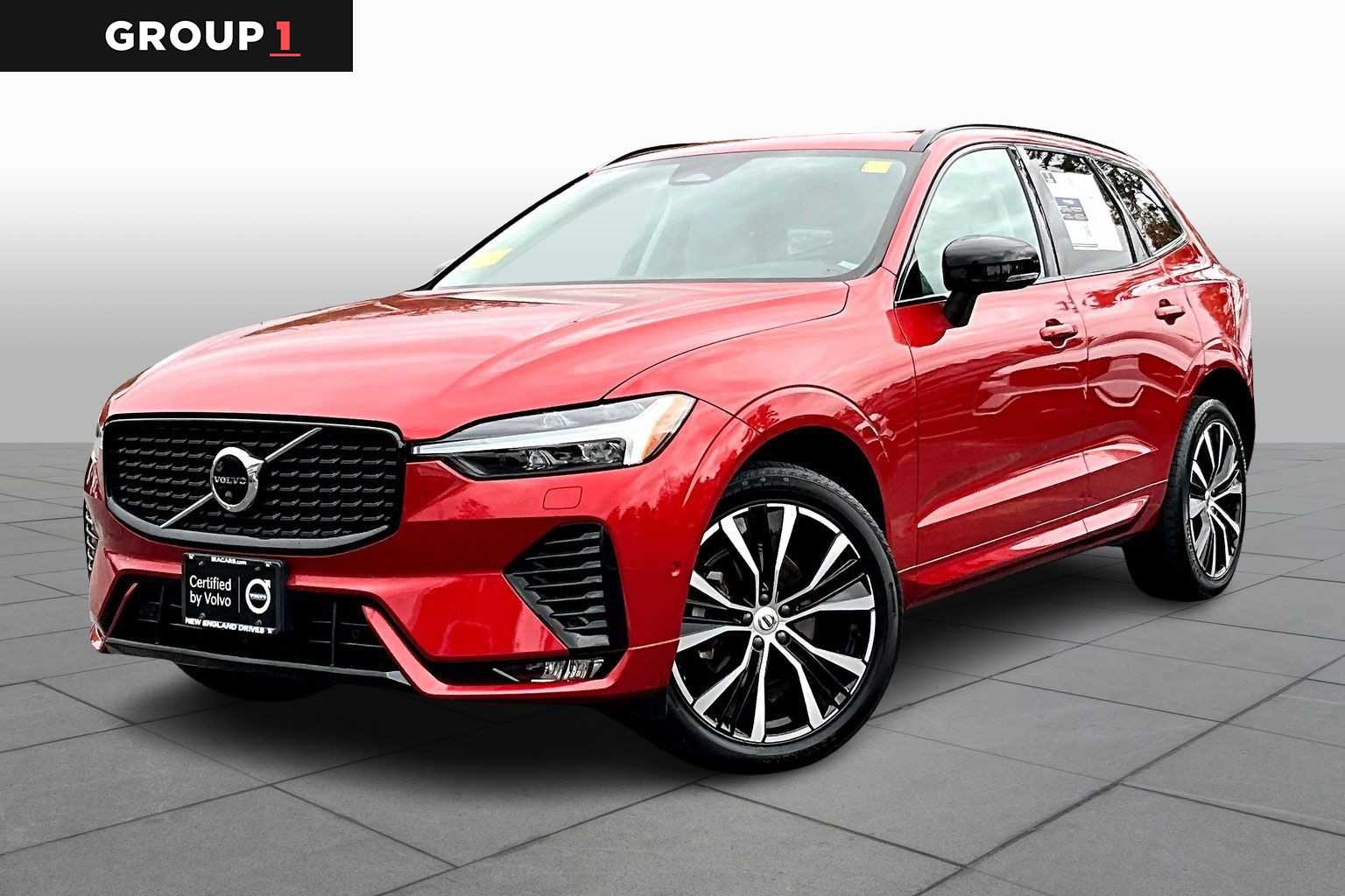 2023 Volvo XC60 Plus's photo
