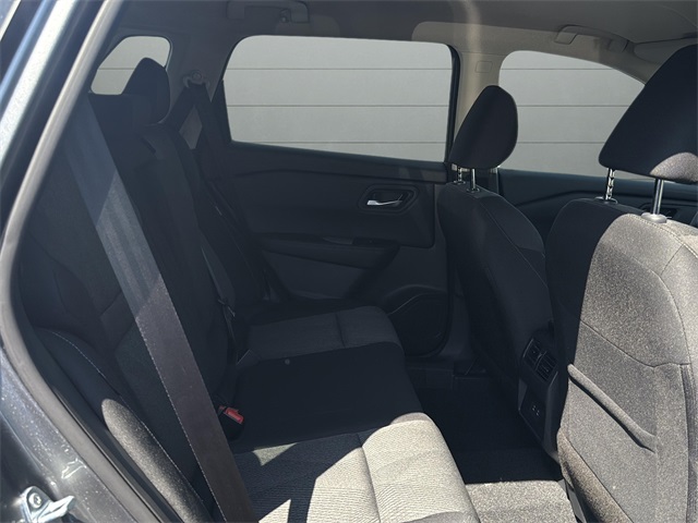 2026 Nissan Rogue SV photo 25