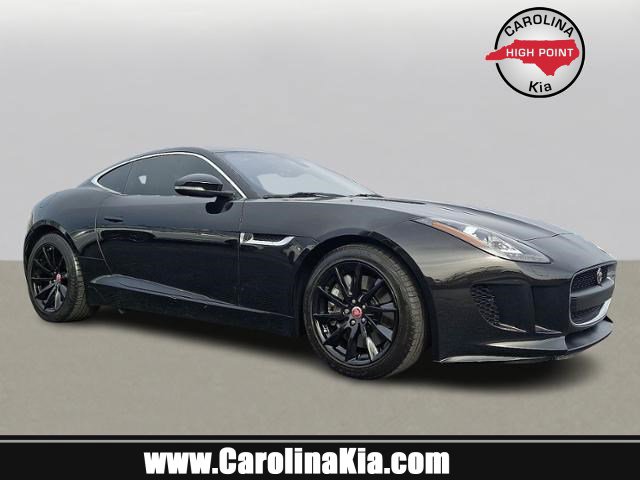 2017 Jaguar F-TYPE Premium's photo