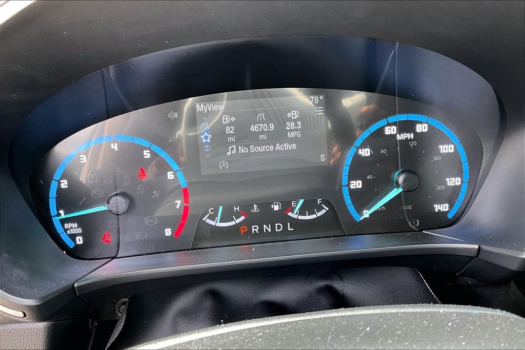 2021 Ford Escape SEL photo 24