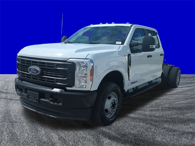 2026 Ford F-350 photo 8
