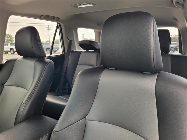 2022 Toyota 4Runner SR5 Premium photo 22