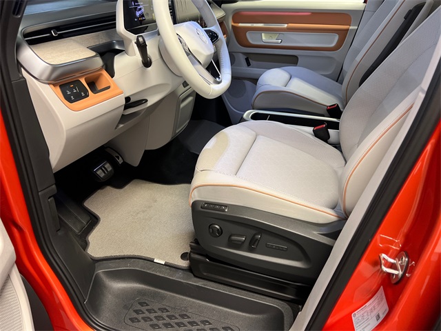 2025 Volkswagen ID. Buzz photo 7