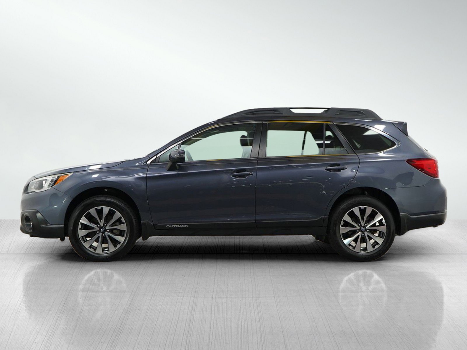 Used 2016 Subaru Outback Limited with VIN 4S4BSBNC9G3300092 for sale in Minneapolis, Minnesota