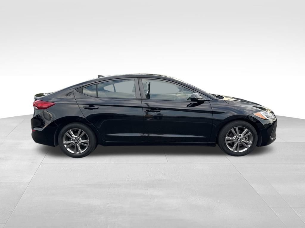 2017 Hyundai Elantra SE Tech Limited photo 9