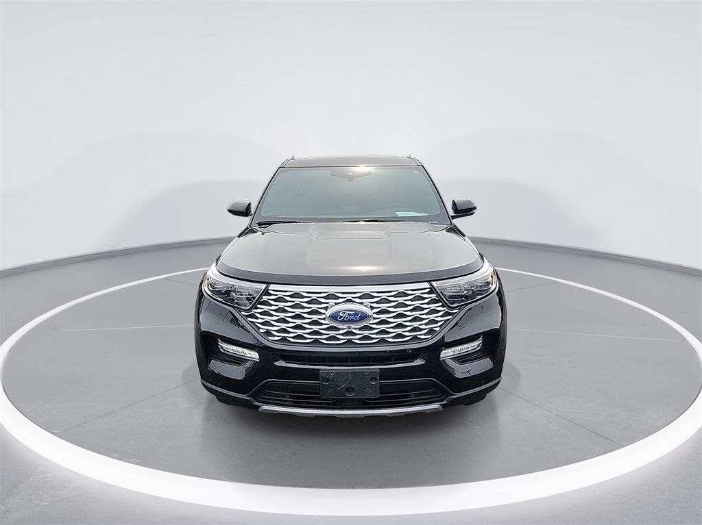 2021 Ford Explorer Platinum photo 2