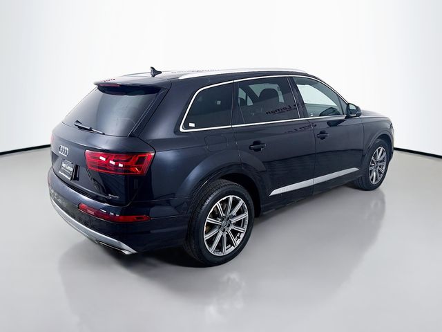 2019 Audi Q7 45 Premium photo 5