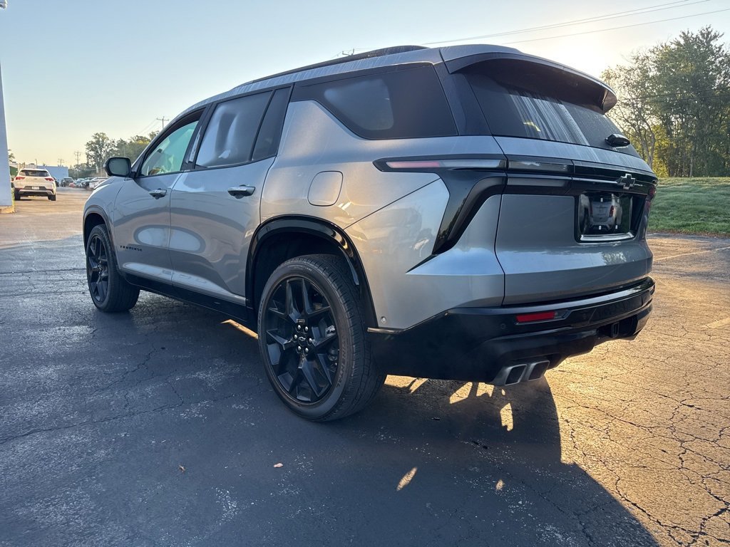 2024 Chevrolet Traverse RS photo 3