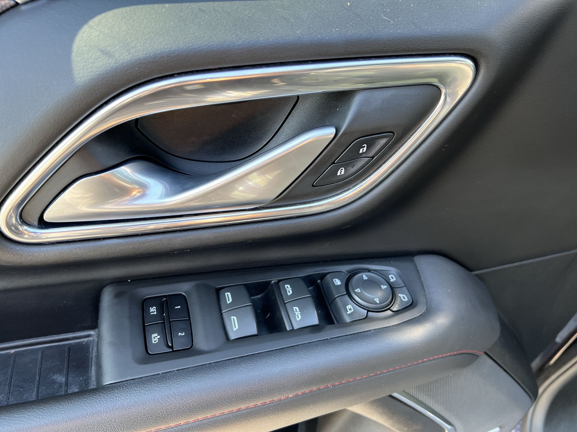 2022 Chevrolet Tahoe RST photo 19