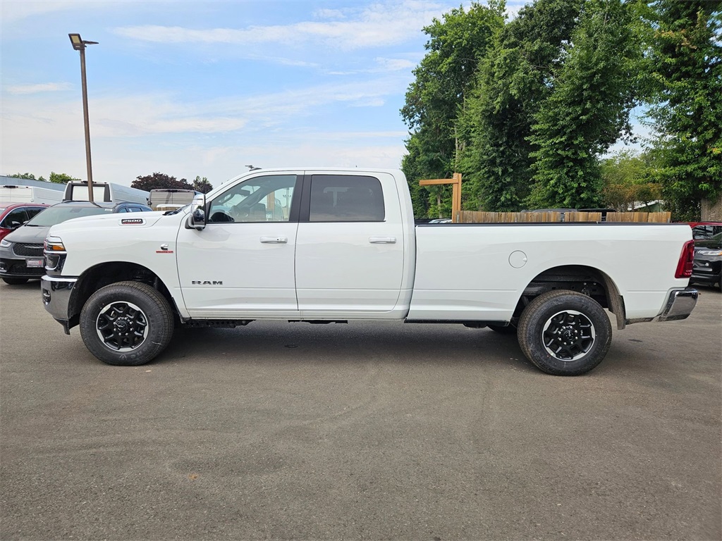 2025 Ram 2500 Laramie photo 4