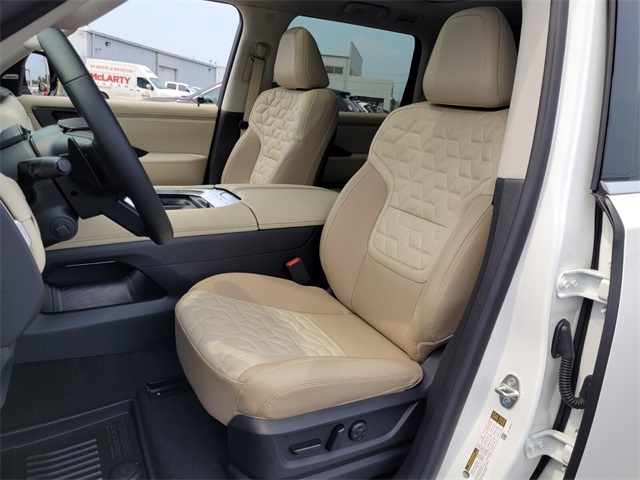 2026 Nissan Armada Platinum photo 4