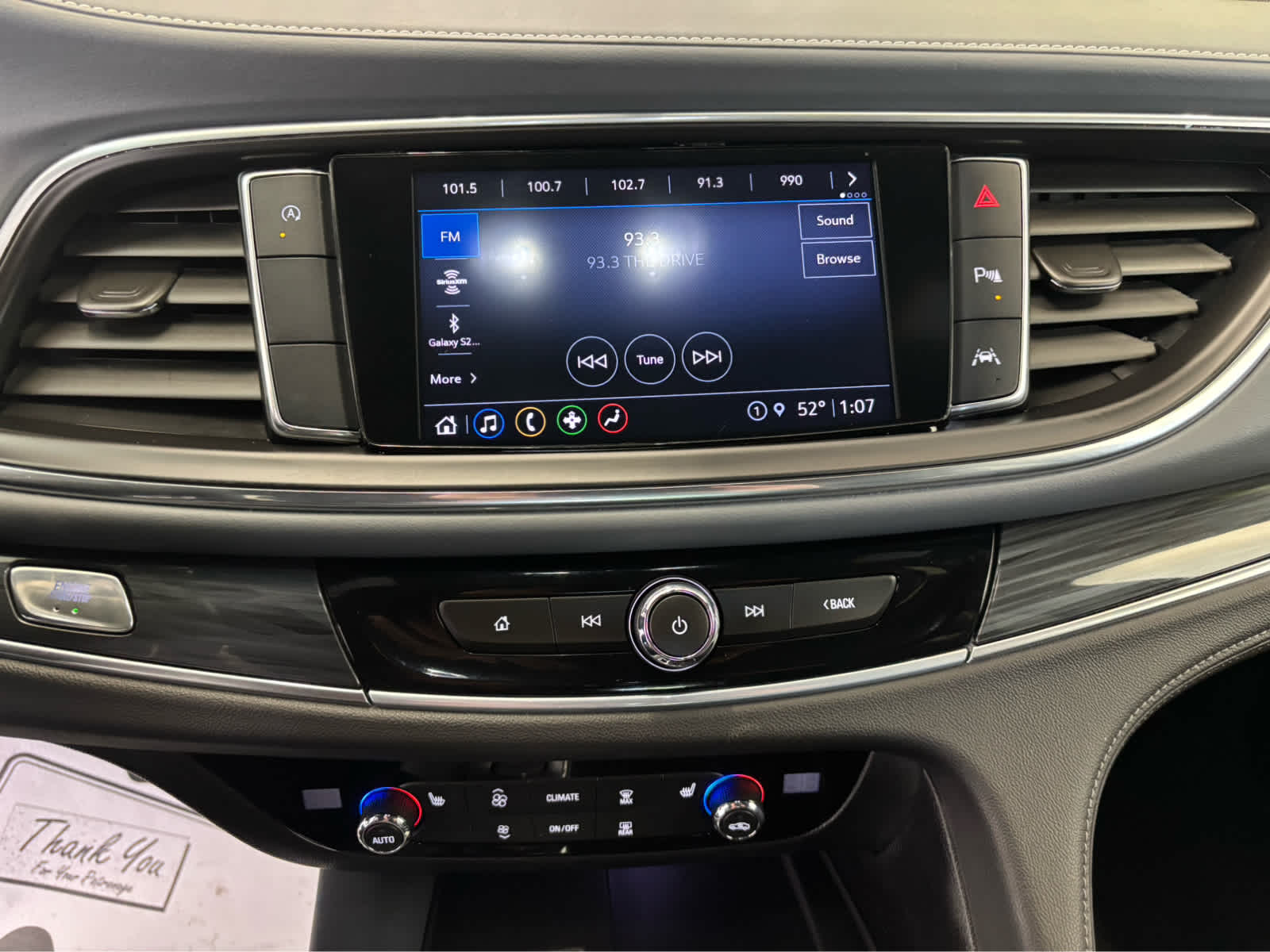 2022 Buick Enclave Essence photo 10