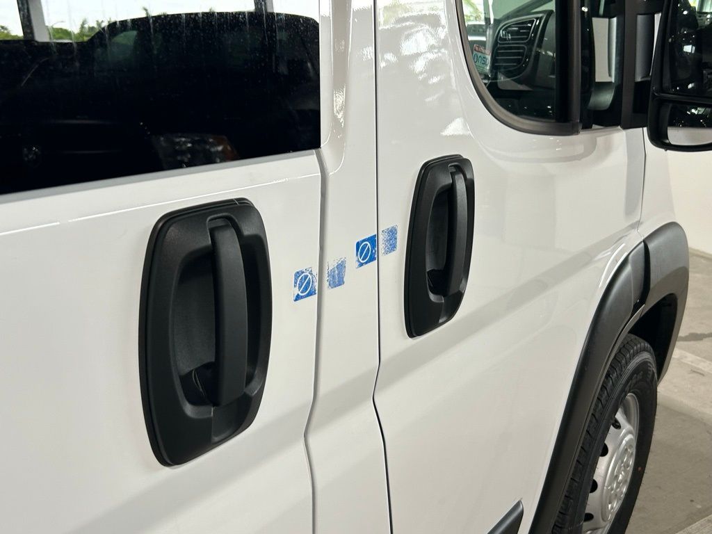 2023 Ram ProMaster 2500 Window Van photo 11