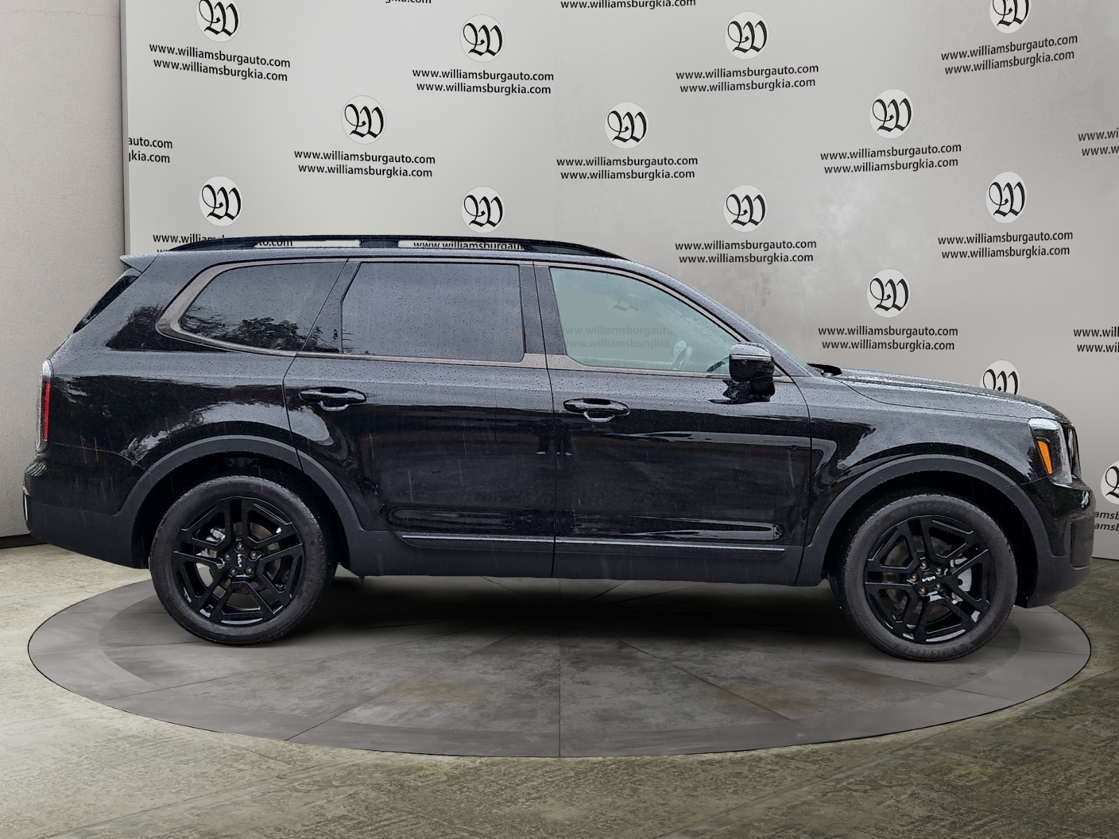 2024 Kia Telluride X-Line photo 3