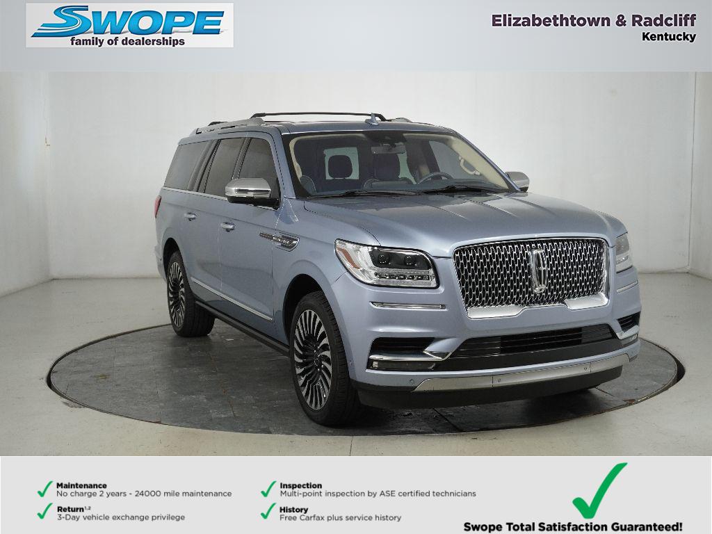 2019 Lincoln Navigator Black Label's photo