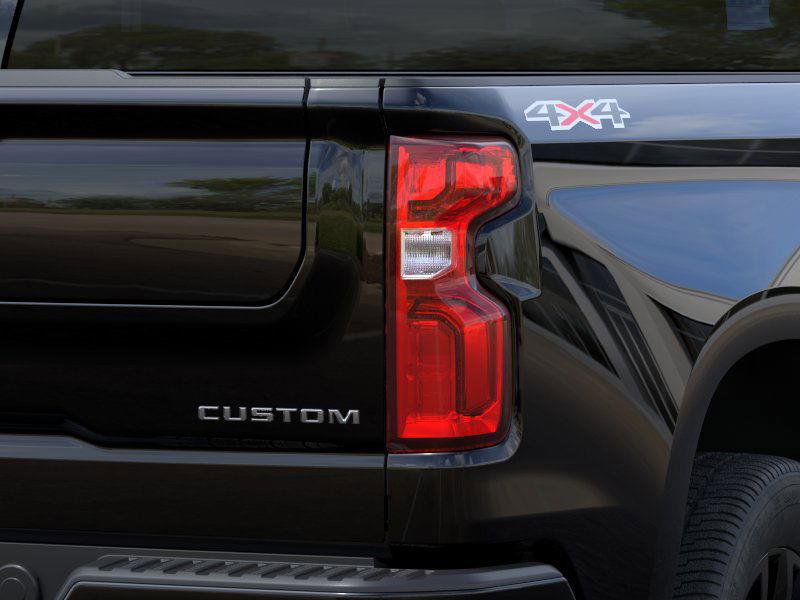 2025 Chevrolet Silverado 1500 Custom photo 12