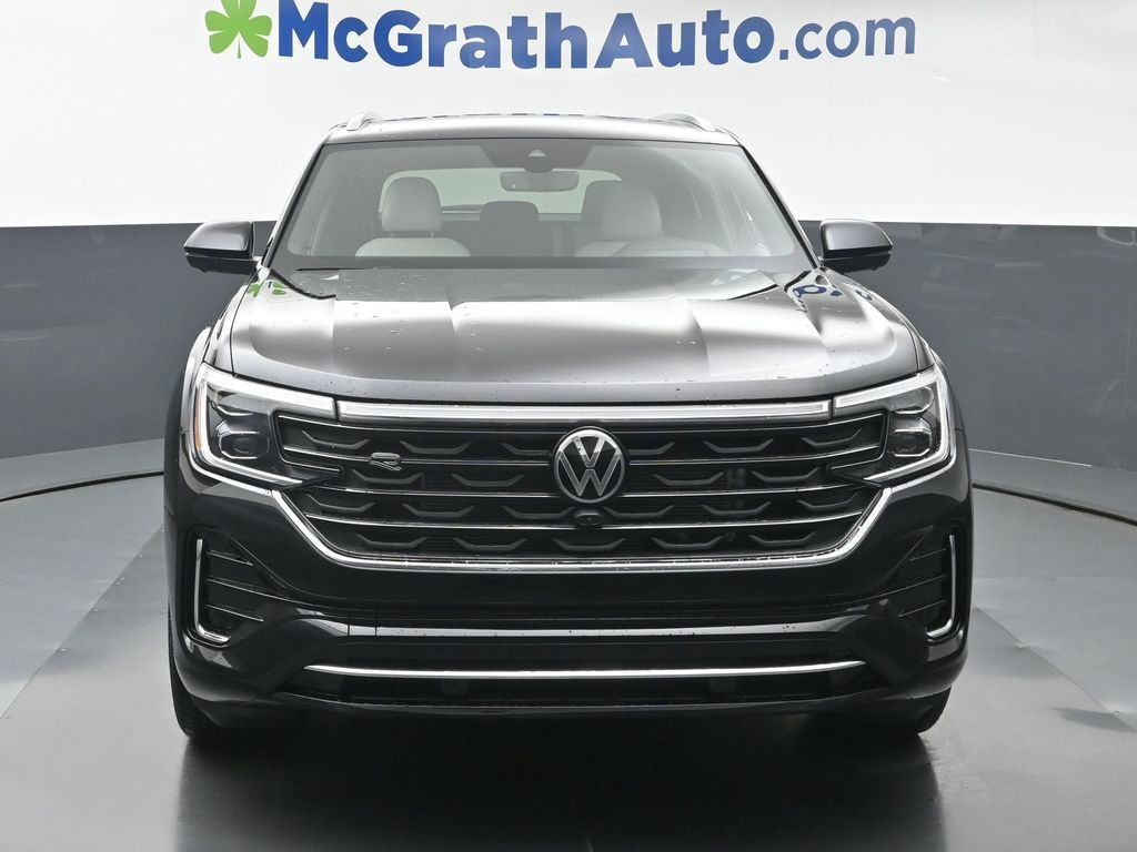 2026 Volkswagen Atlas Cross Sport SEL Premium R-Line photo 2