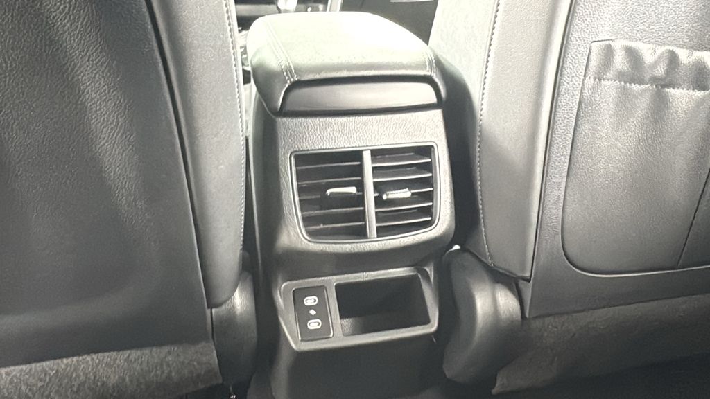 2026 Kia Seltos EX photo 32