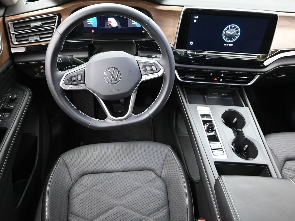 2024 Volkswagen Atlas SE photo 9