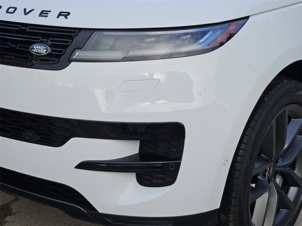 2025 Land Rover Range Rover Sport SE photo 7