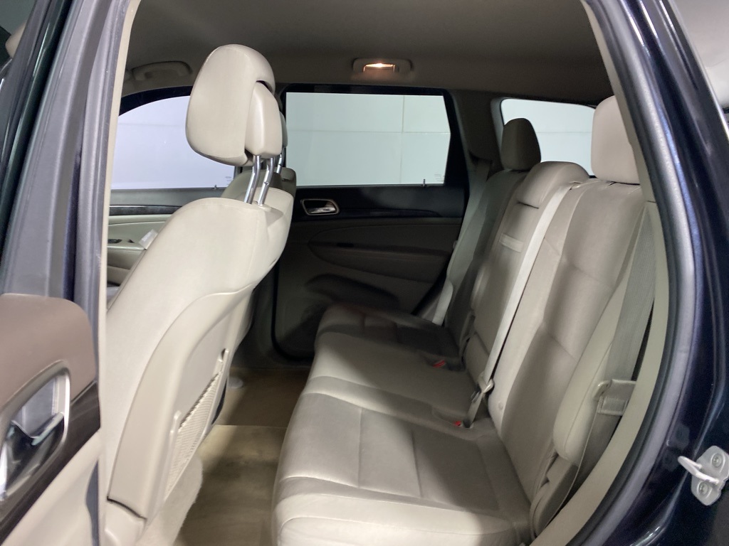 2012 Jeep Grand Cherokee Laredo photo 22