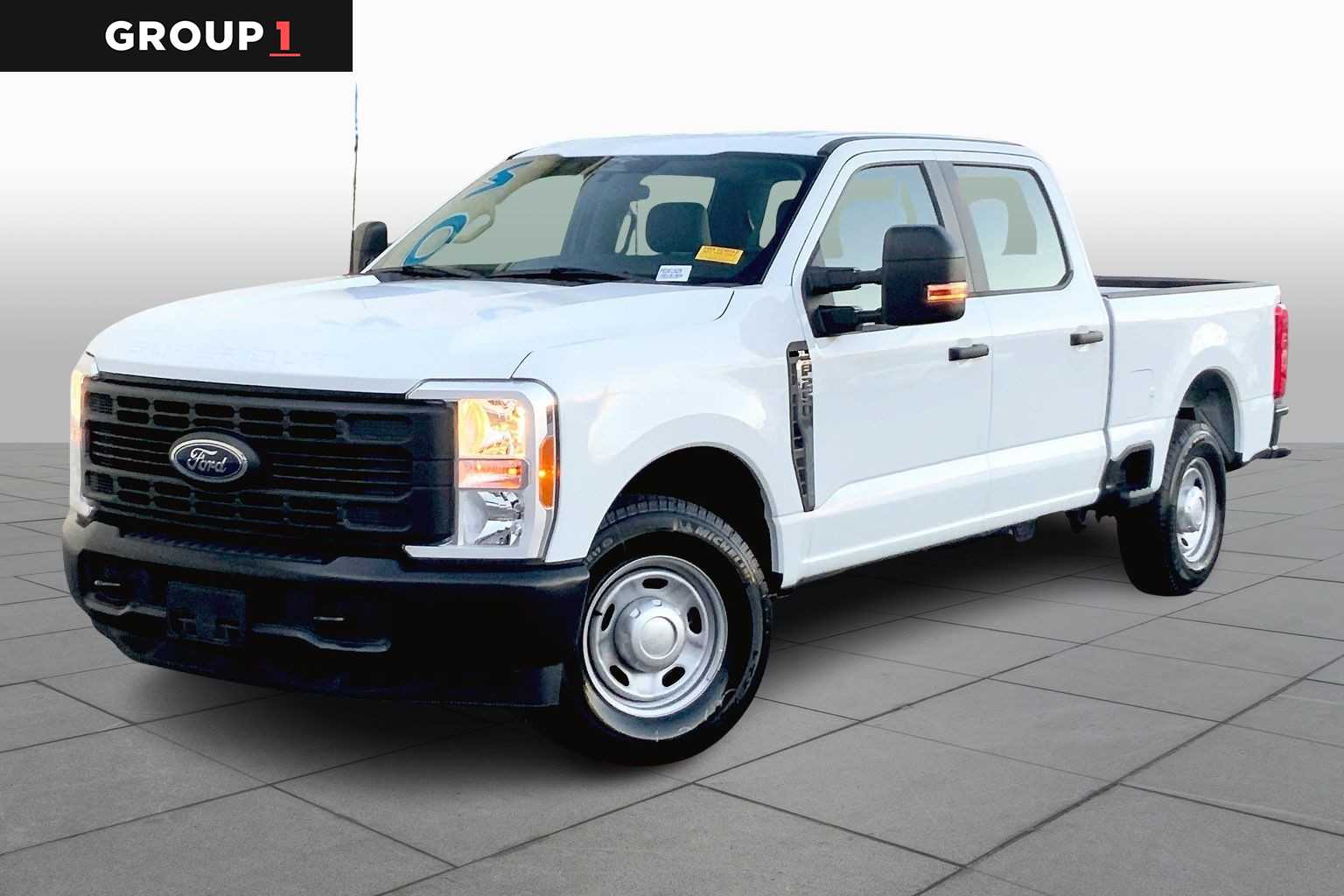 2023 Ford F-250 Super Duty XL's photo