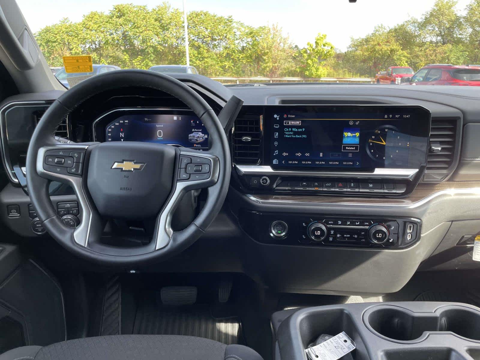 2023 Chevrolet Silverado 1500 LT photo 16