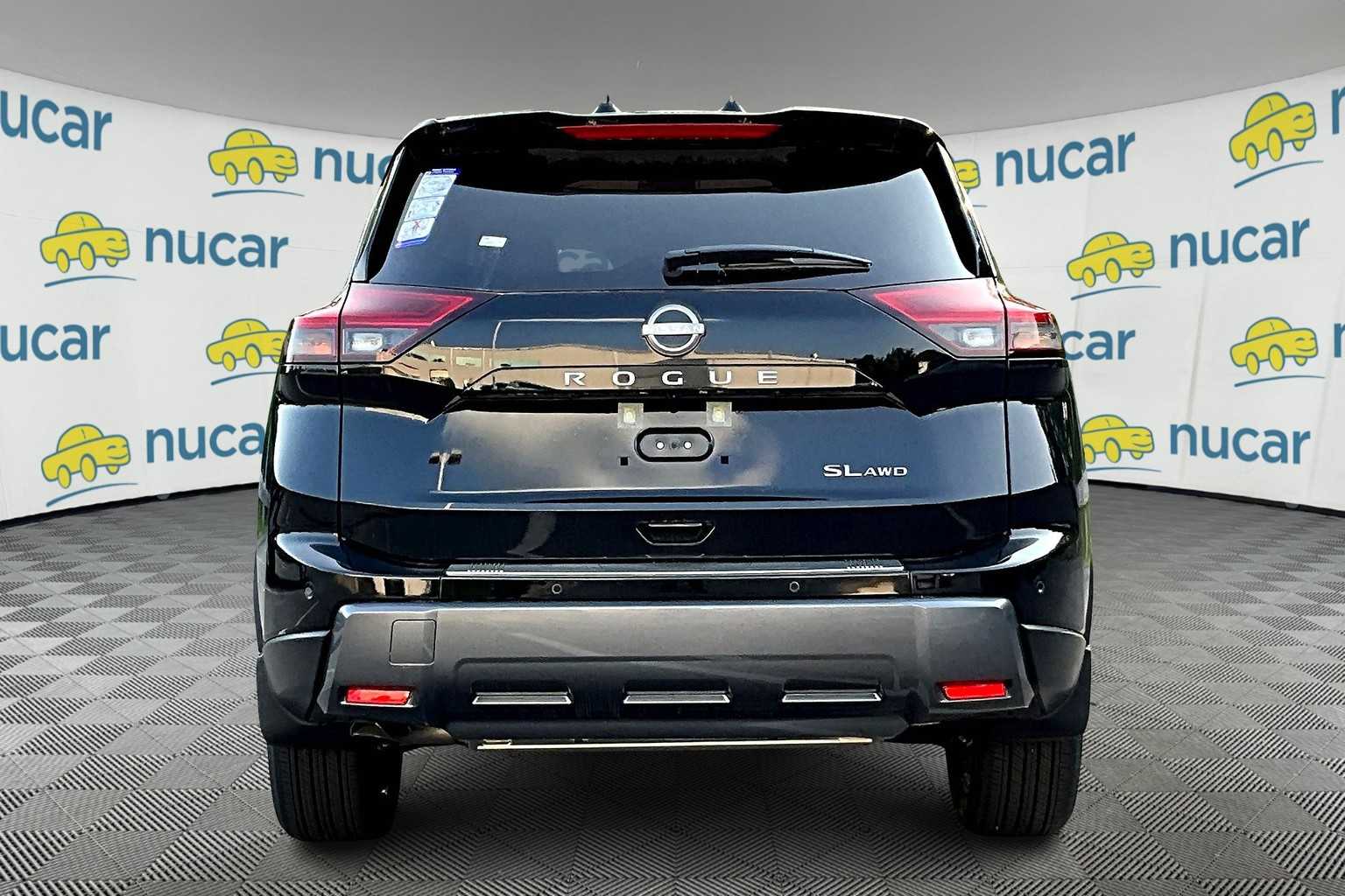 2025 Nissan Rogue SL photo 3