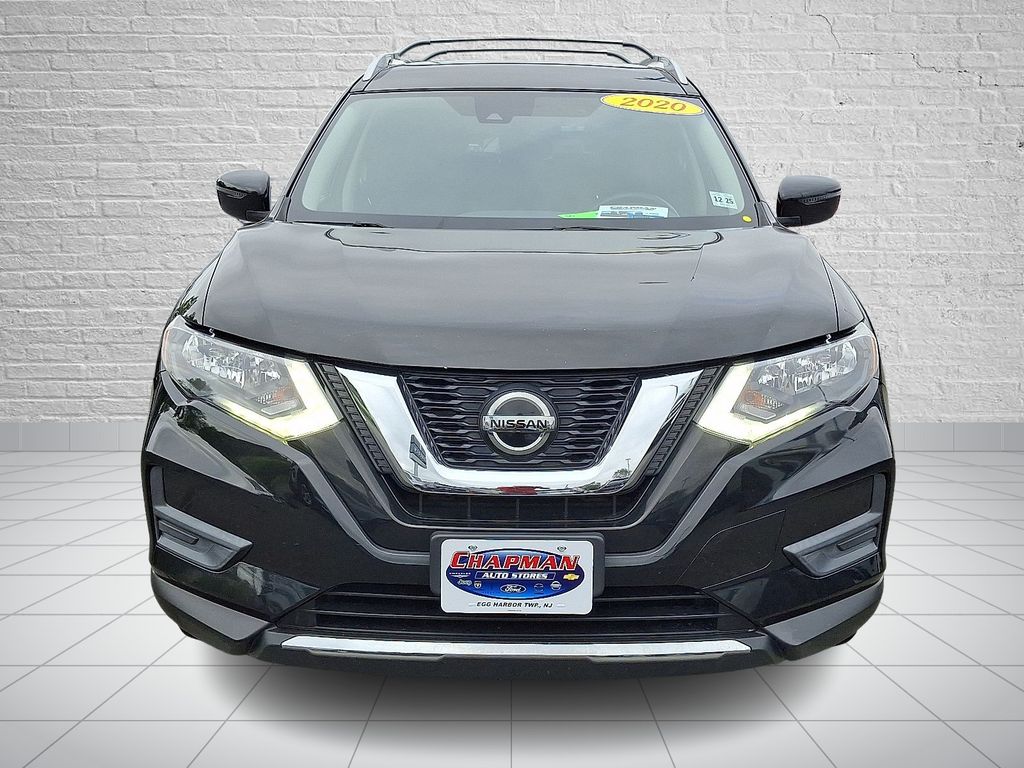 2020 Nissan Rogue SV photo 2