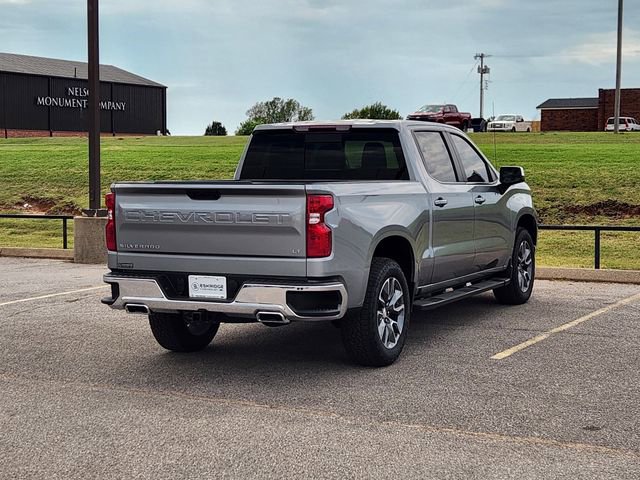 2025 Chevrolet Silverado 1500 LT photo 3