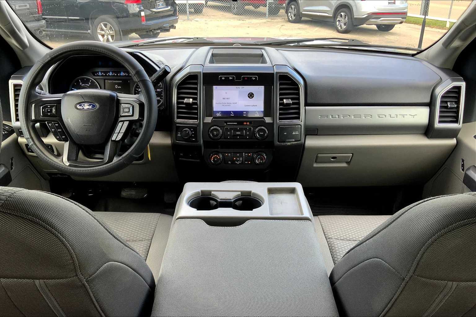 2022 Ford F-250 XLT photo 15