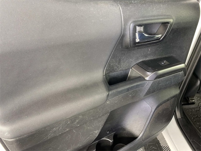 2021 Toyota Tacoma TRD Pro V6 photo 23