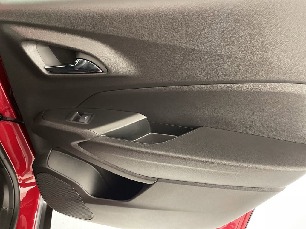 2026 Chevrolet Trax photo 37