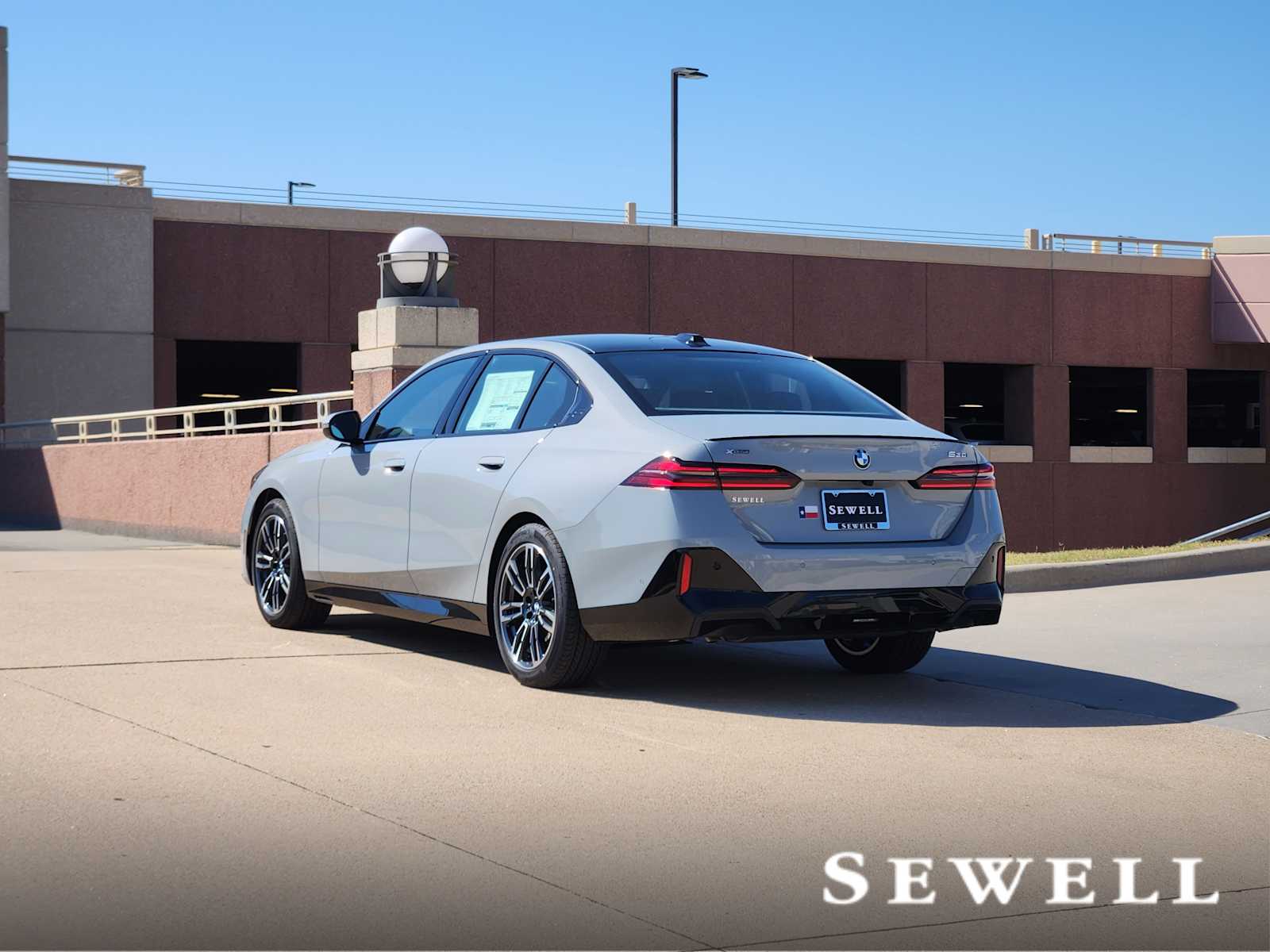 2026 Bmw 530i xDrive Sedan photo 3