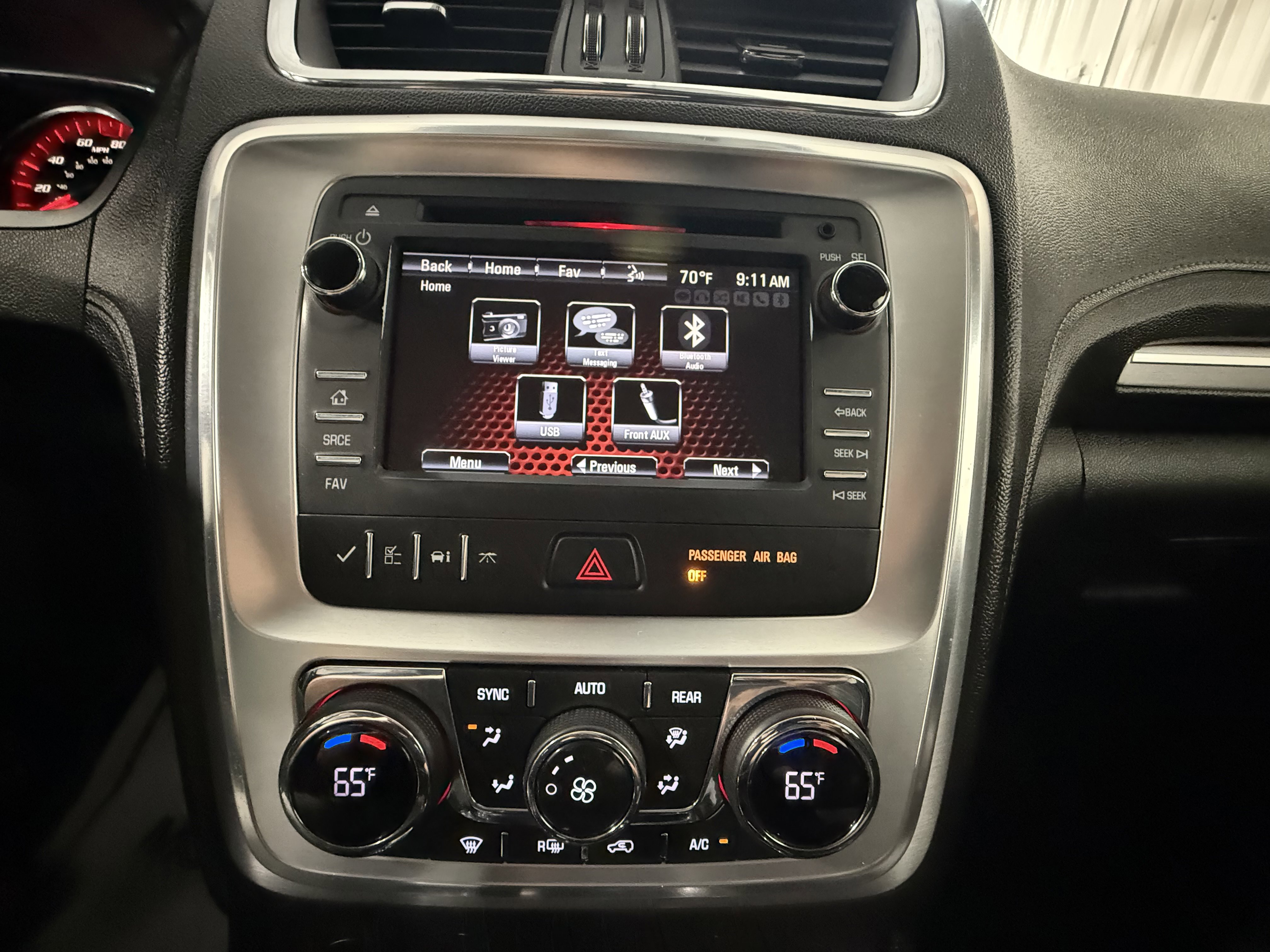 2014 Gmc Acadia SLT photo 22