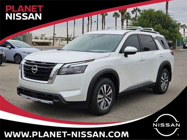 2025 Nissan Pathfinder SL's photo