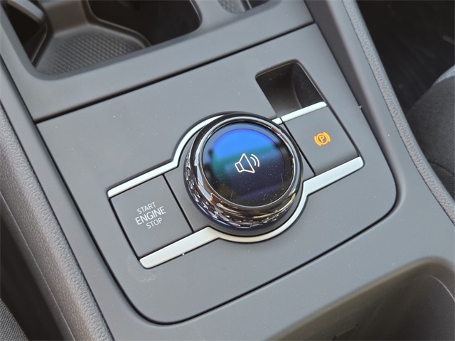 2025 Volkswagen Tiguan S photo 11