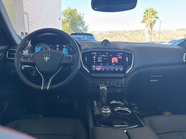 2024 Maserati Ghibli Modena photo 12