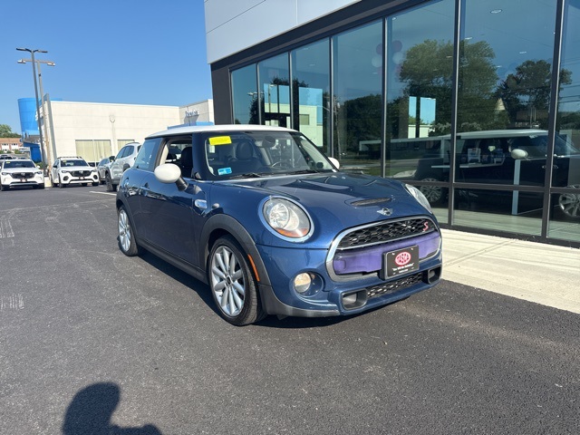 2015 MINI Cooper