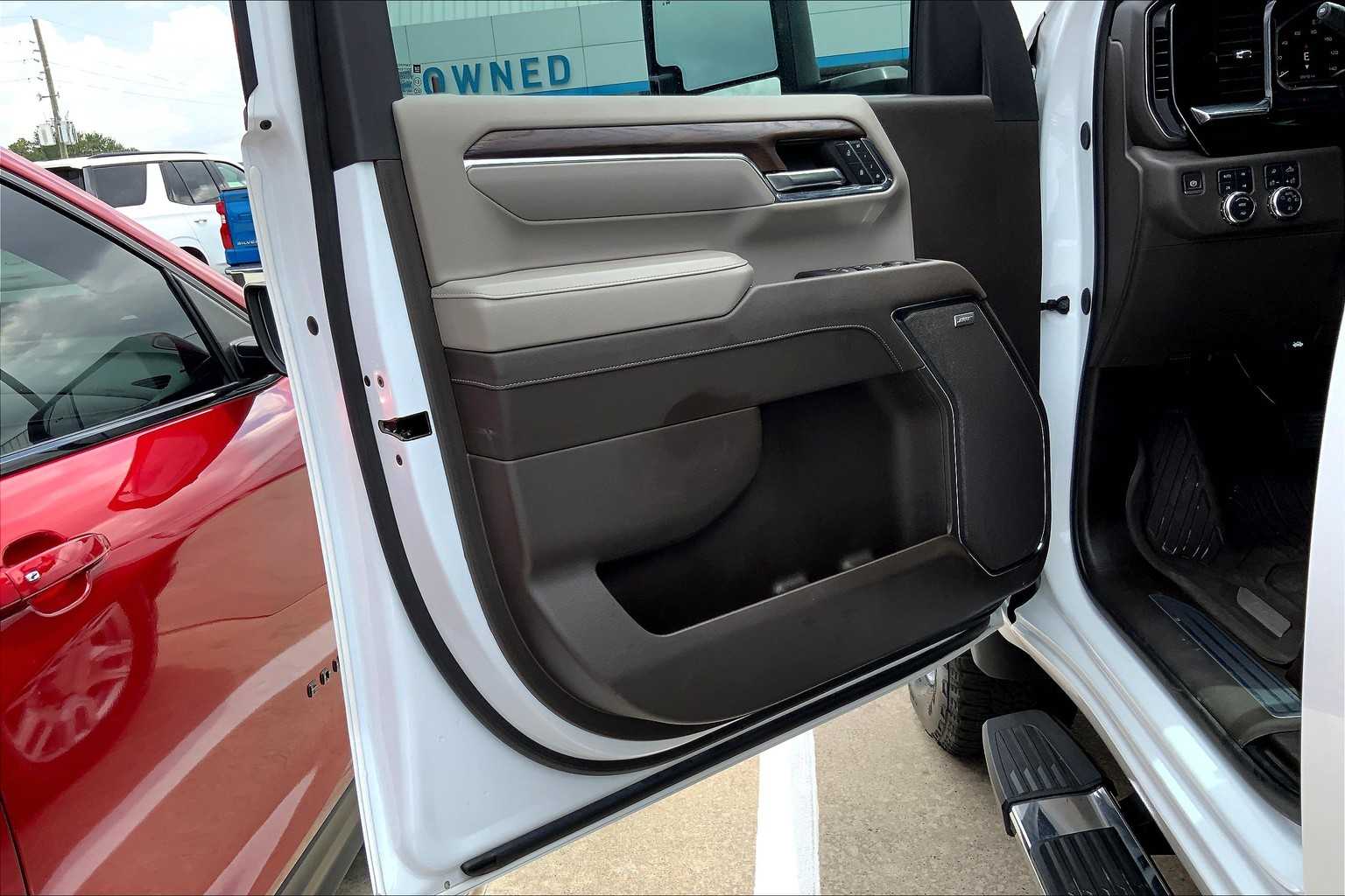 2024 Gmc Sierra HD SLT photo 20