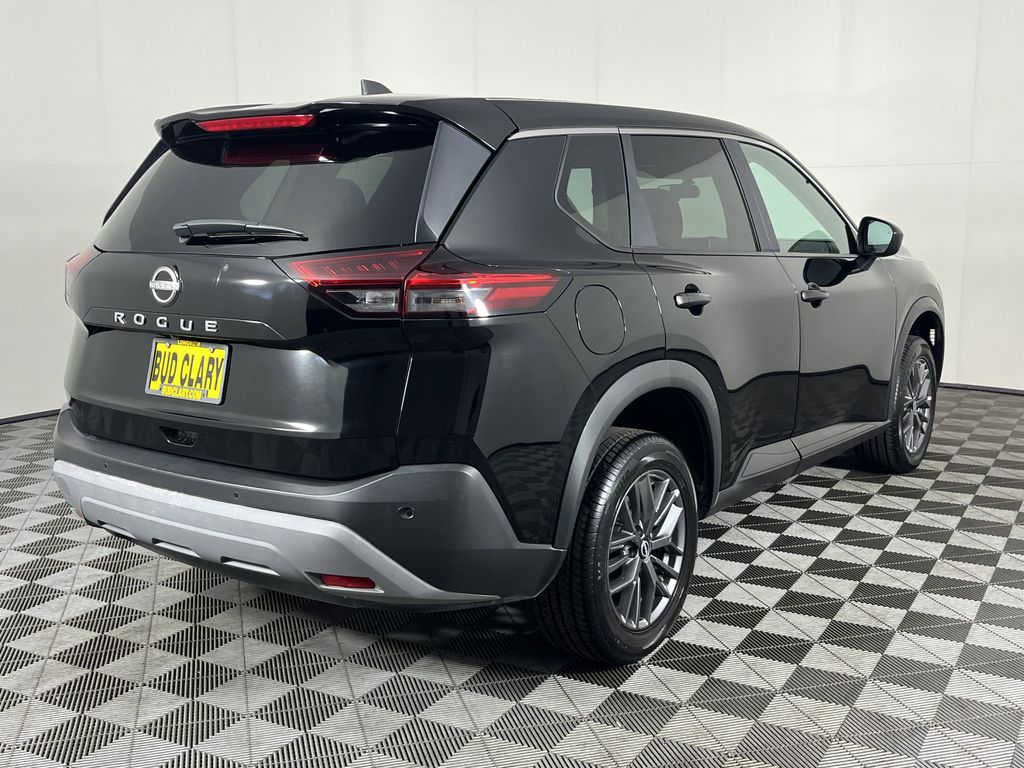 2023 Nissan Rogue S photo 4
