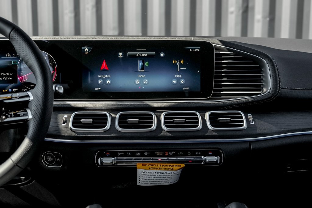 2026 Mercedes Benz GLS 450 4MATIC photo 21