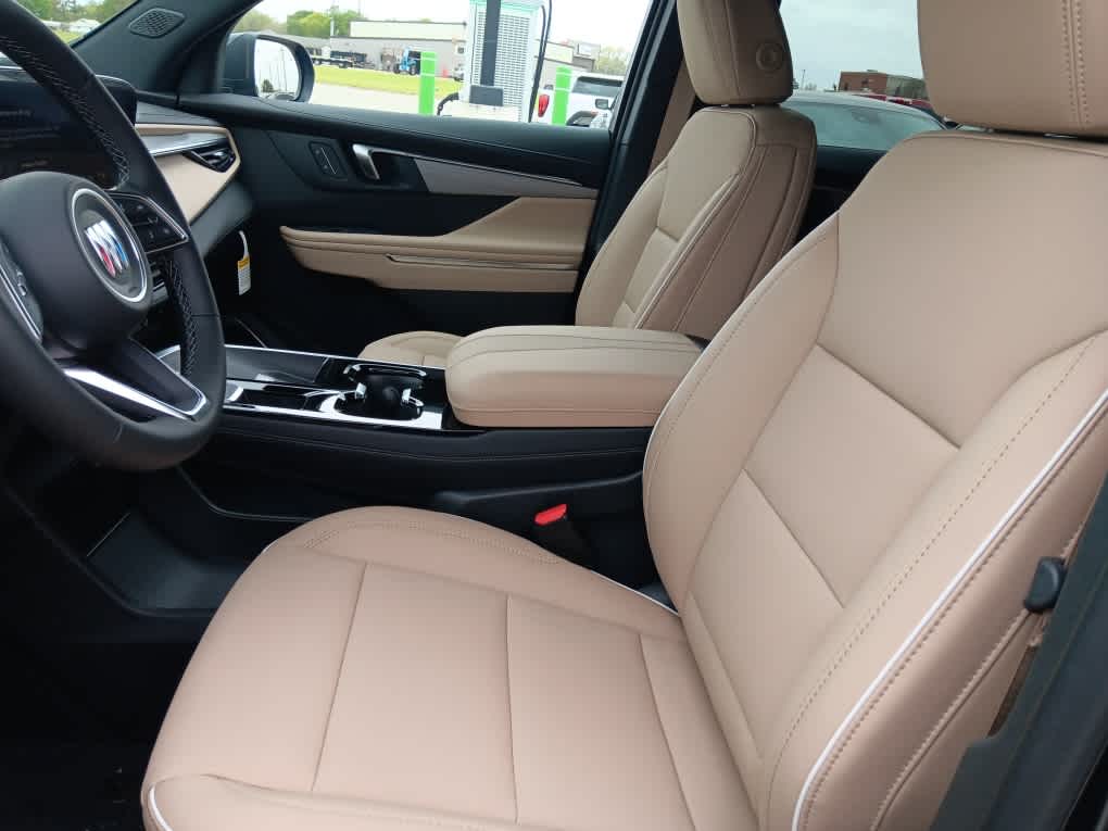 2025 Buick Enclave Preferred photo 6