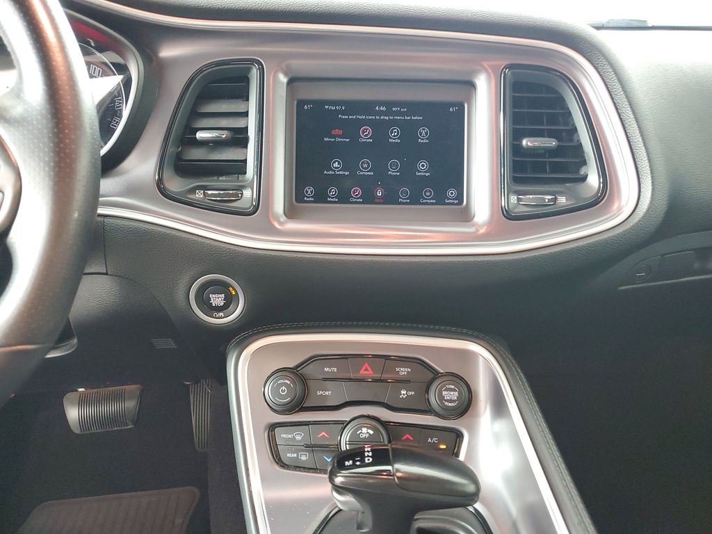 2020 Dodge Challenger SXT photo 16