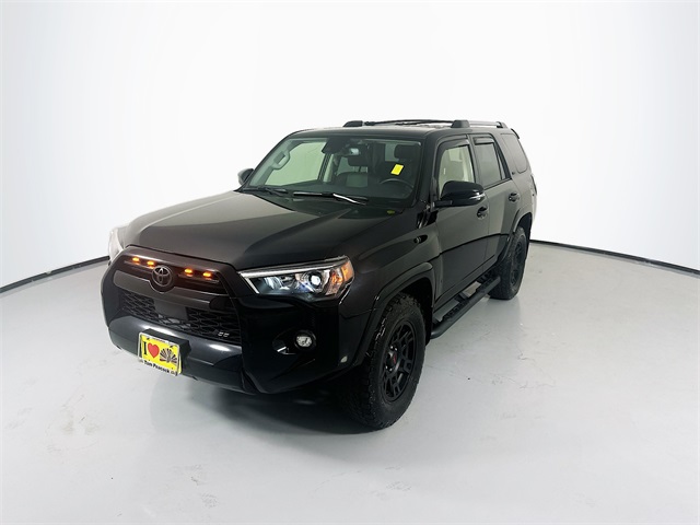 2023 Toyota 4Runner SR5 Premium photo 4