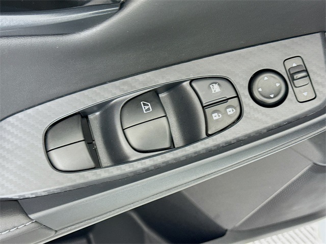 2025 Nissan Sentra S photo 11