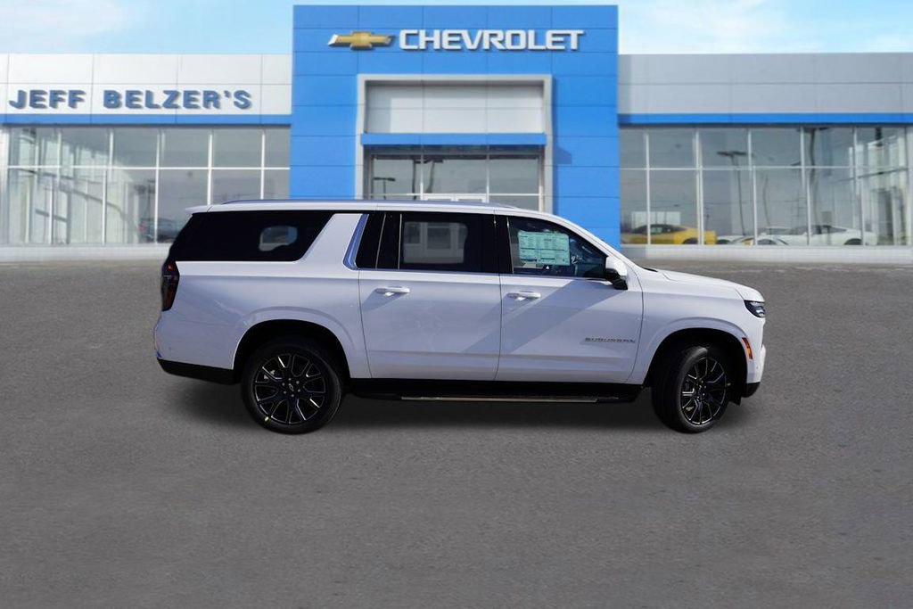 2026 Chevrolet Suburban LT photo 2