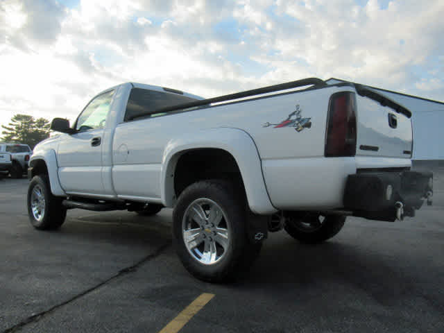 2005 Chevrolet Silverado 1500 Z71 photo 2