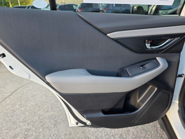 2025 Subaru Outback Premium photo 19