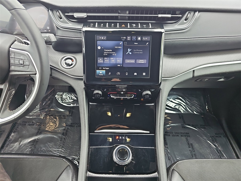 2024 Jeep Grand Cherokee Altitude photo 21